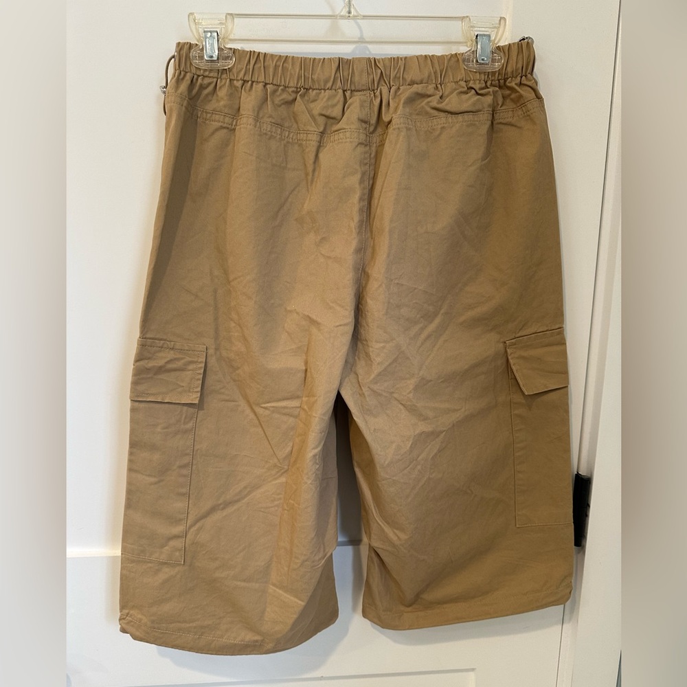Edikted Bermuda Pocket Shorts XS - Picture 6 of 7